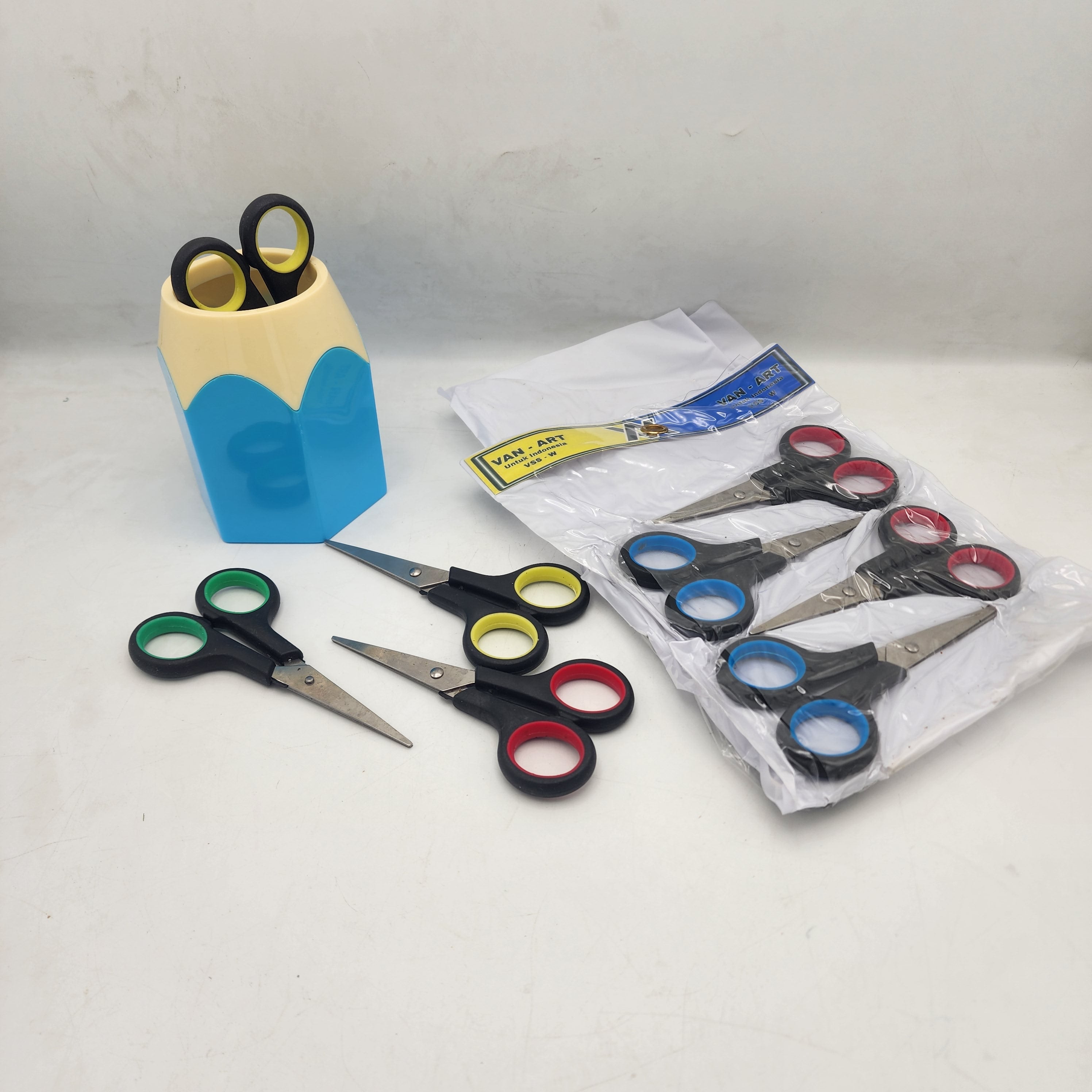 Student Scissor 5" CN VAN ART