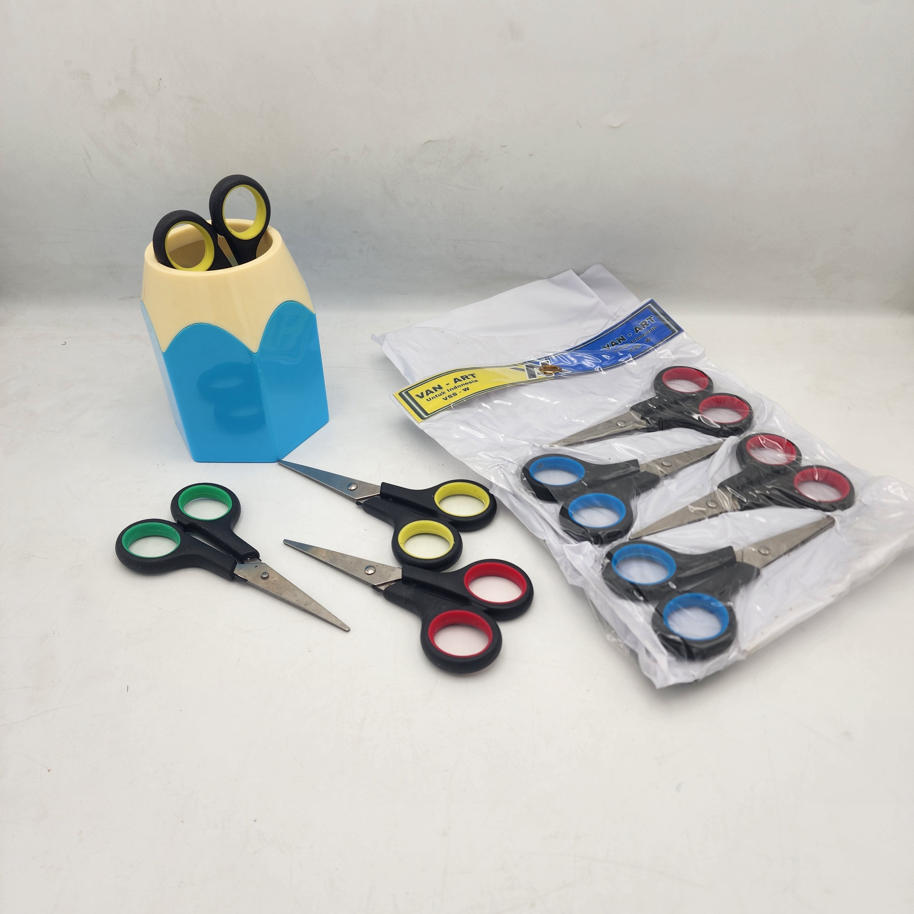 Student Scissor 5" CN VAN ART