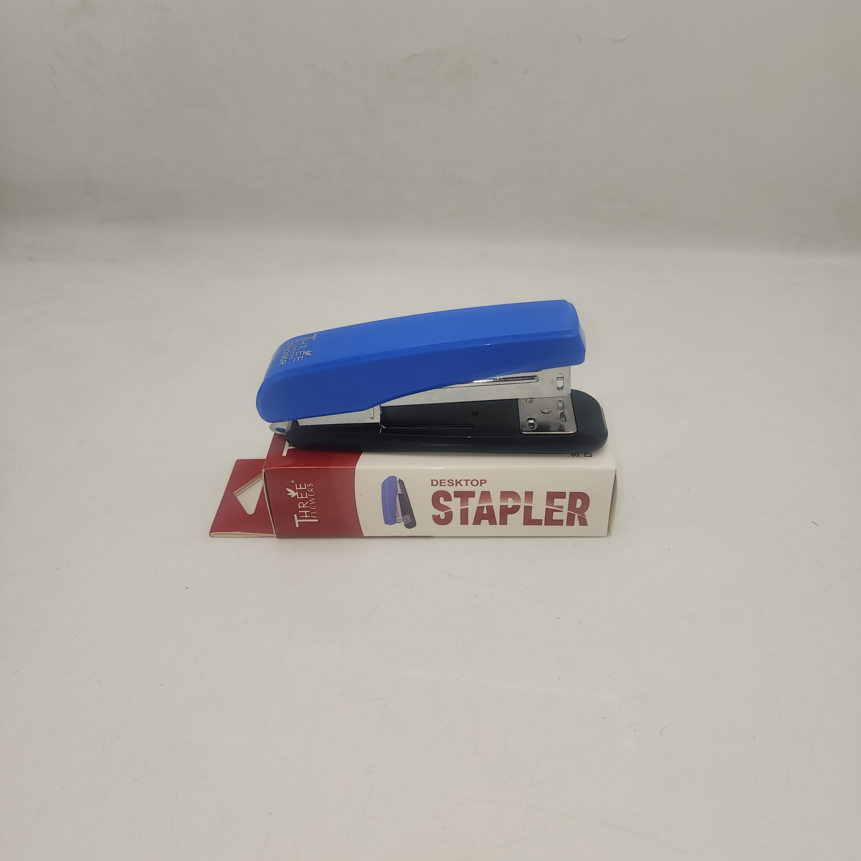 Desktop STAPLER Standard Quality  TF0306R