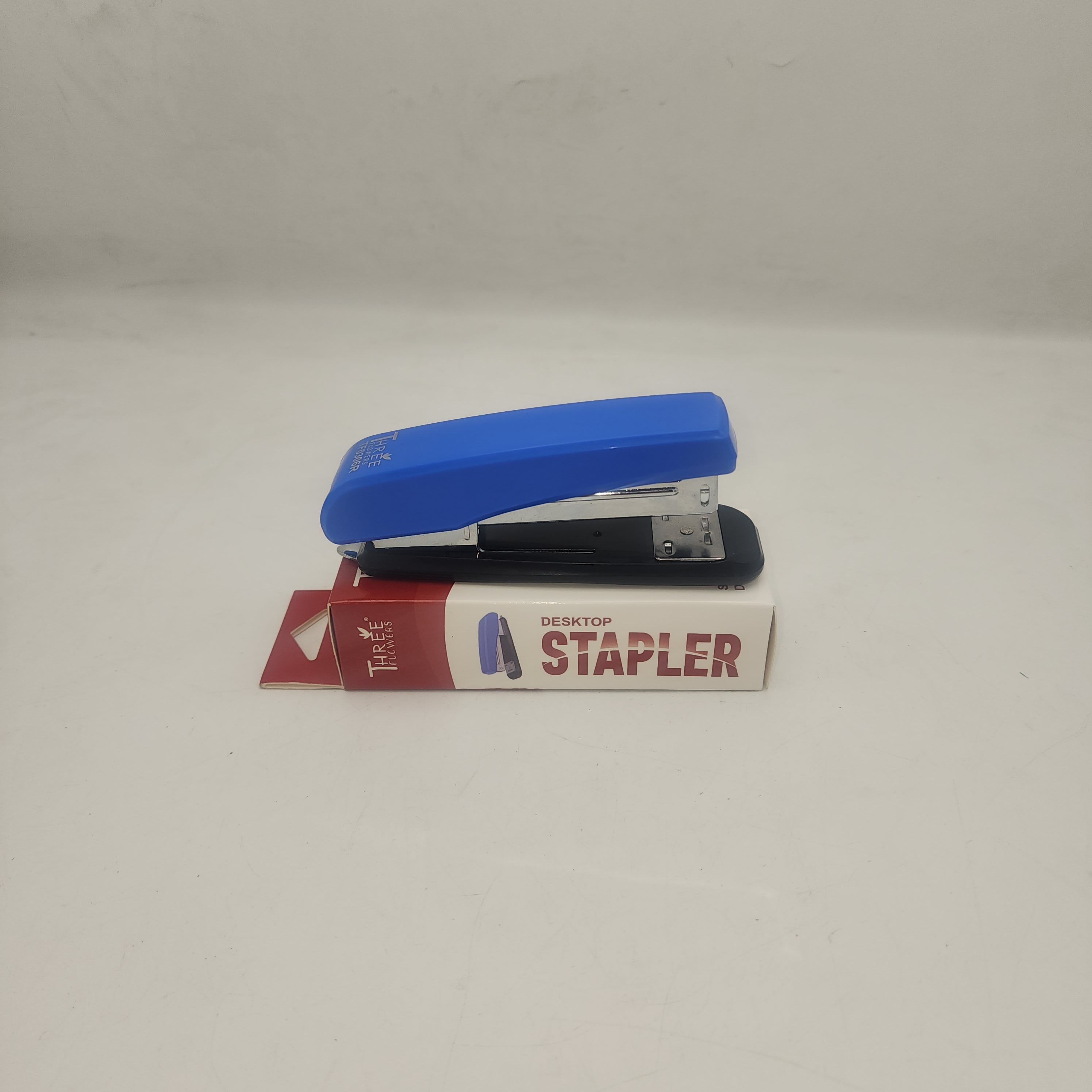 Desktop STAPLER Standard Quality  TF0306R