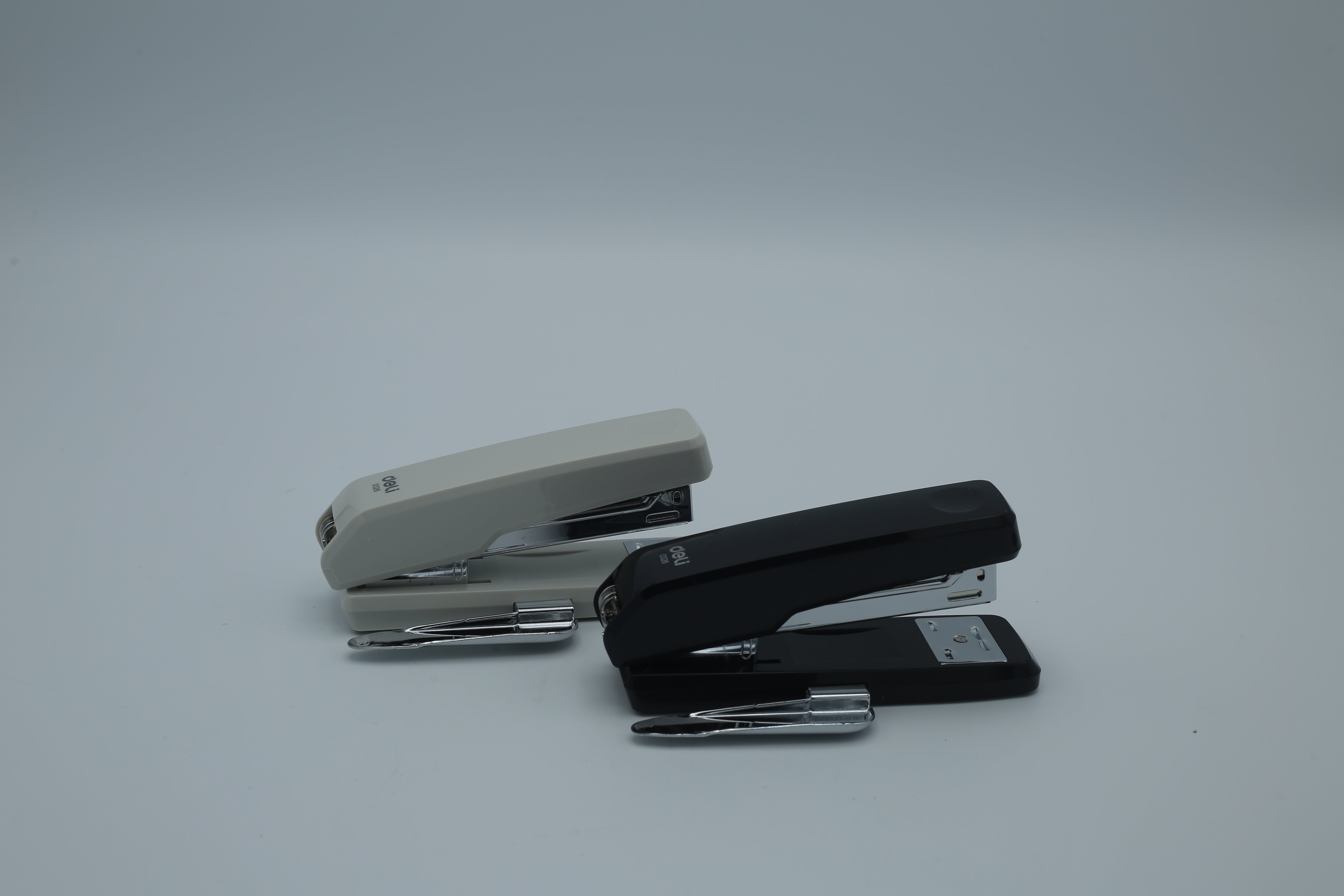 Deli Stapler Machine No 24/6 0326