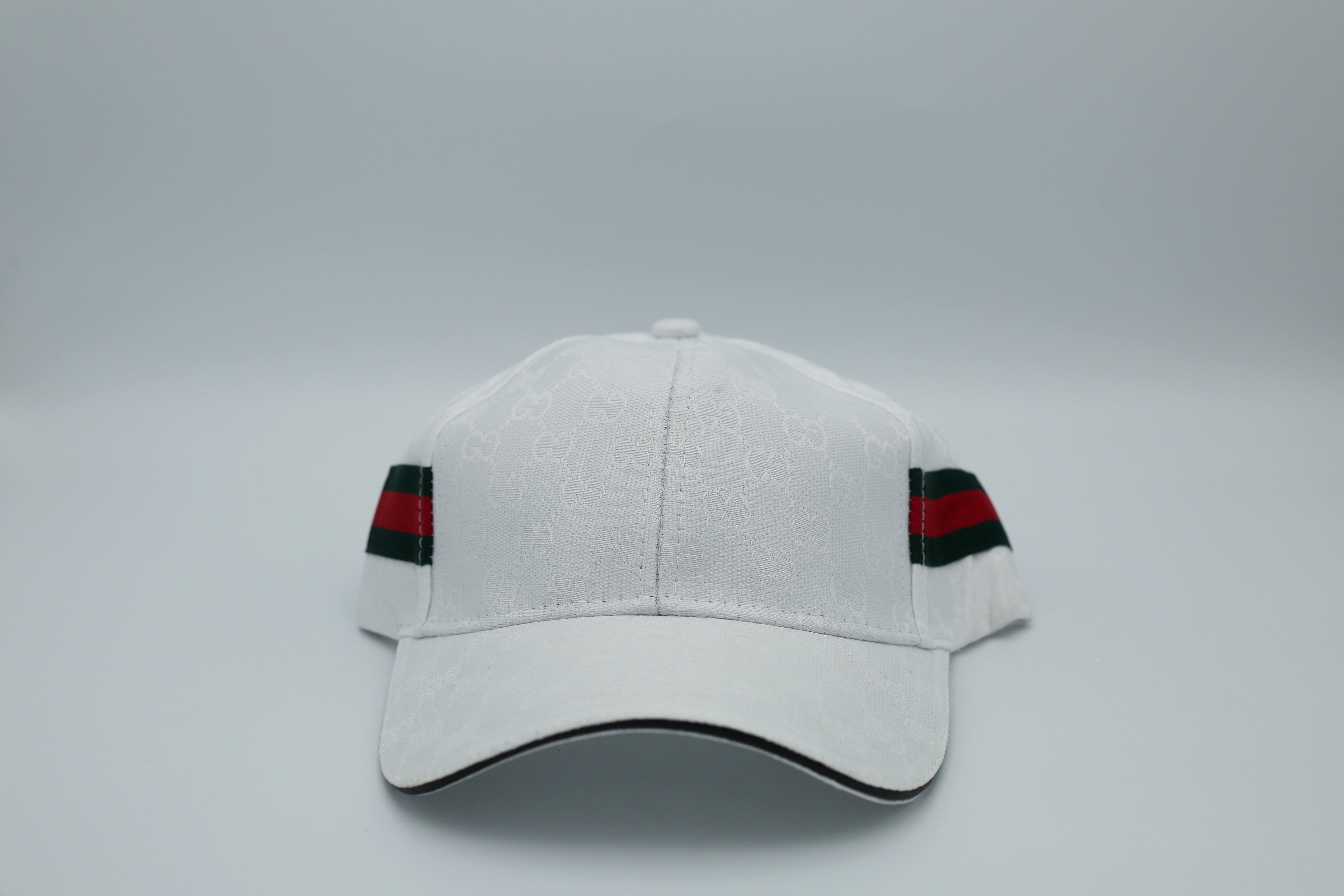 Gucci Men's Cap PC-07