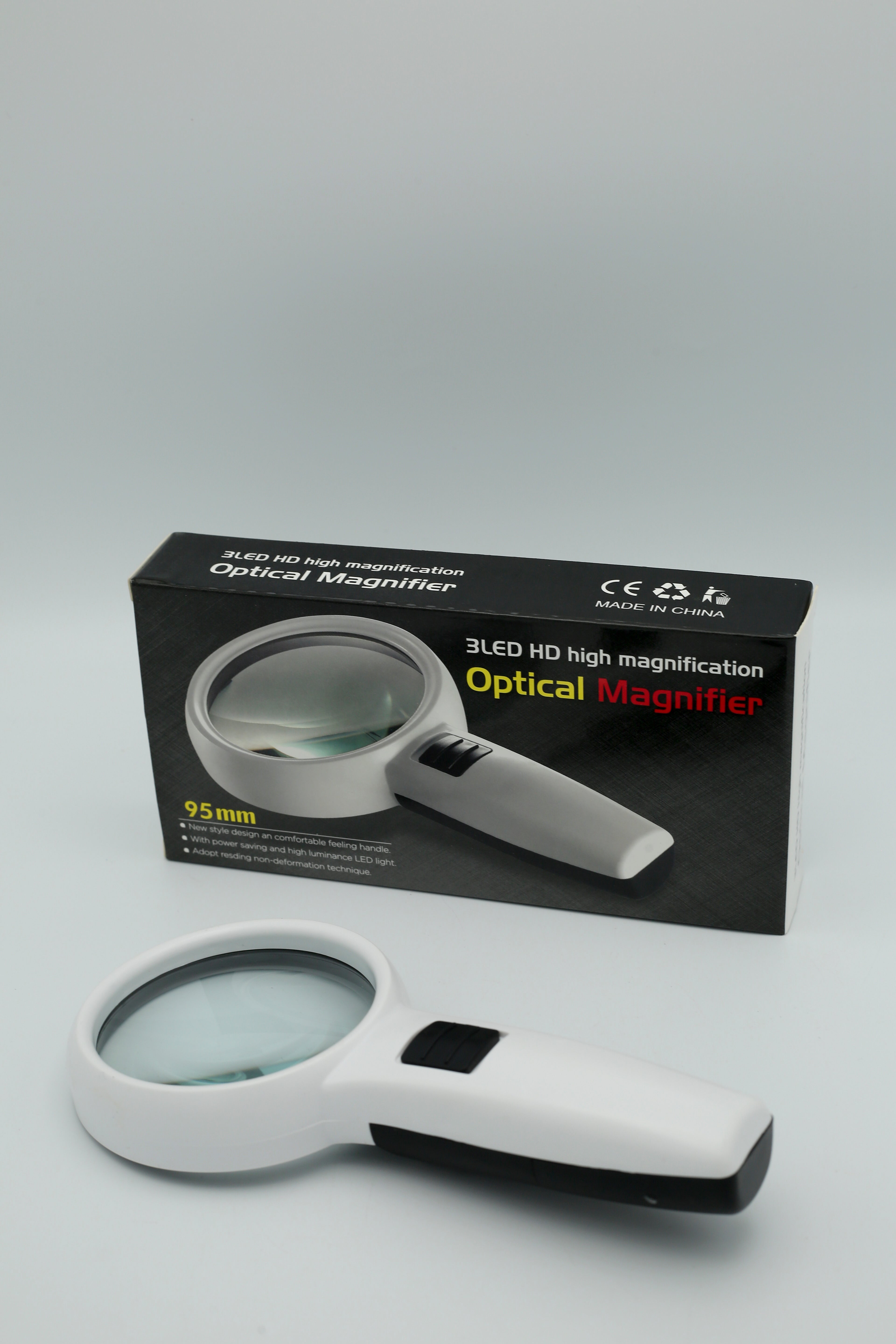 Magnifying Glass with LED 95MM DT-7665