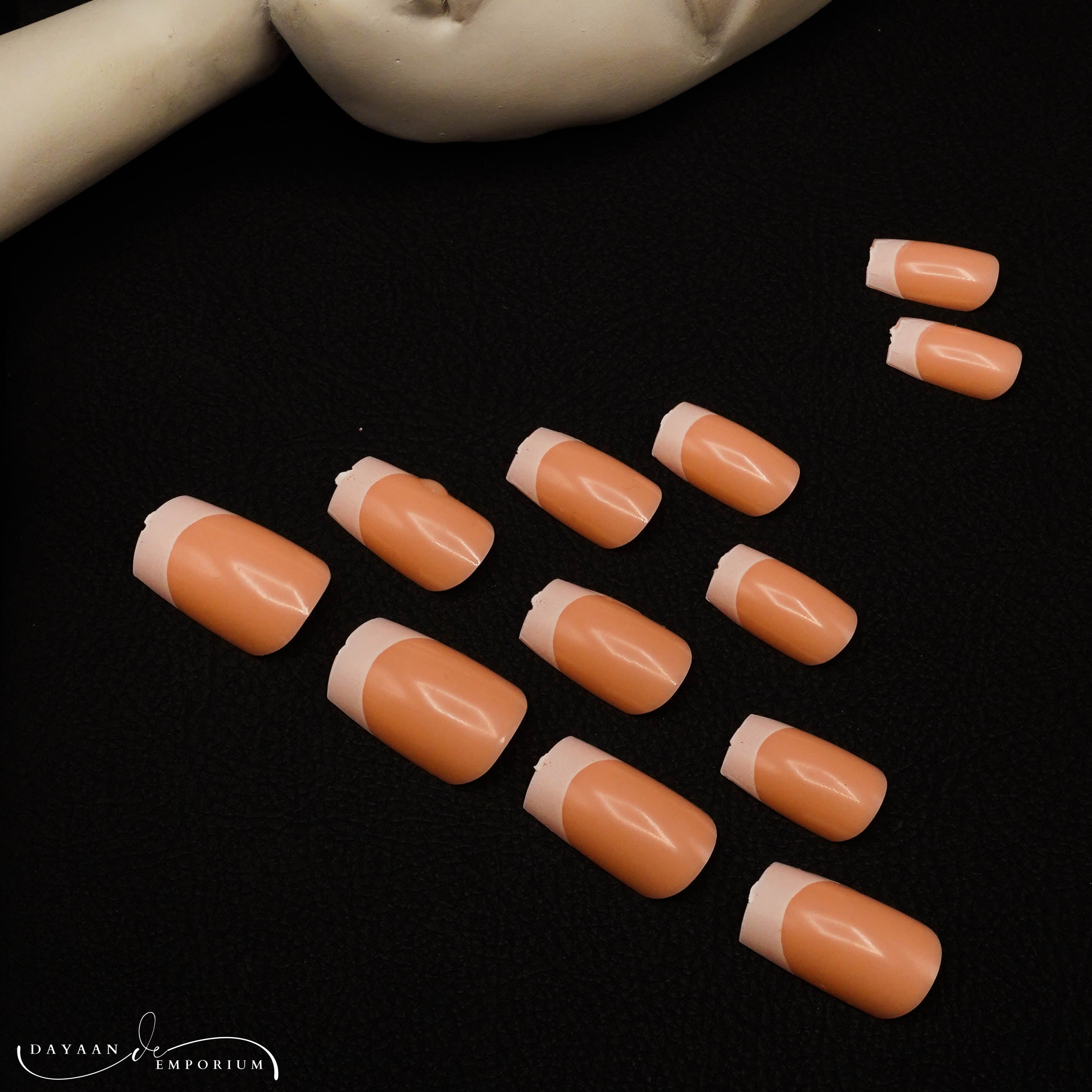 Hucai Fashion Nails 12 Pc Pack D - 1 - Dayaan Emporium