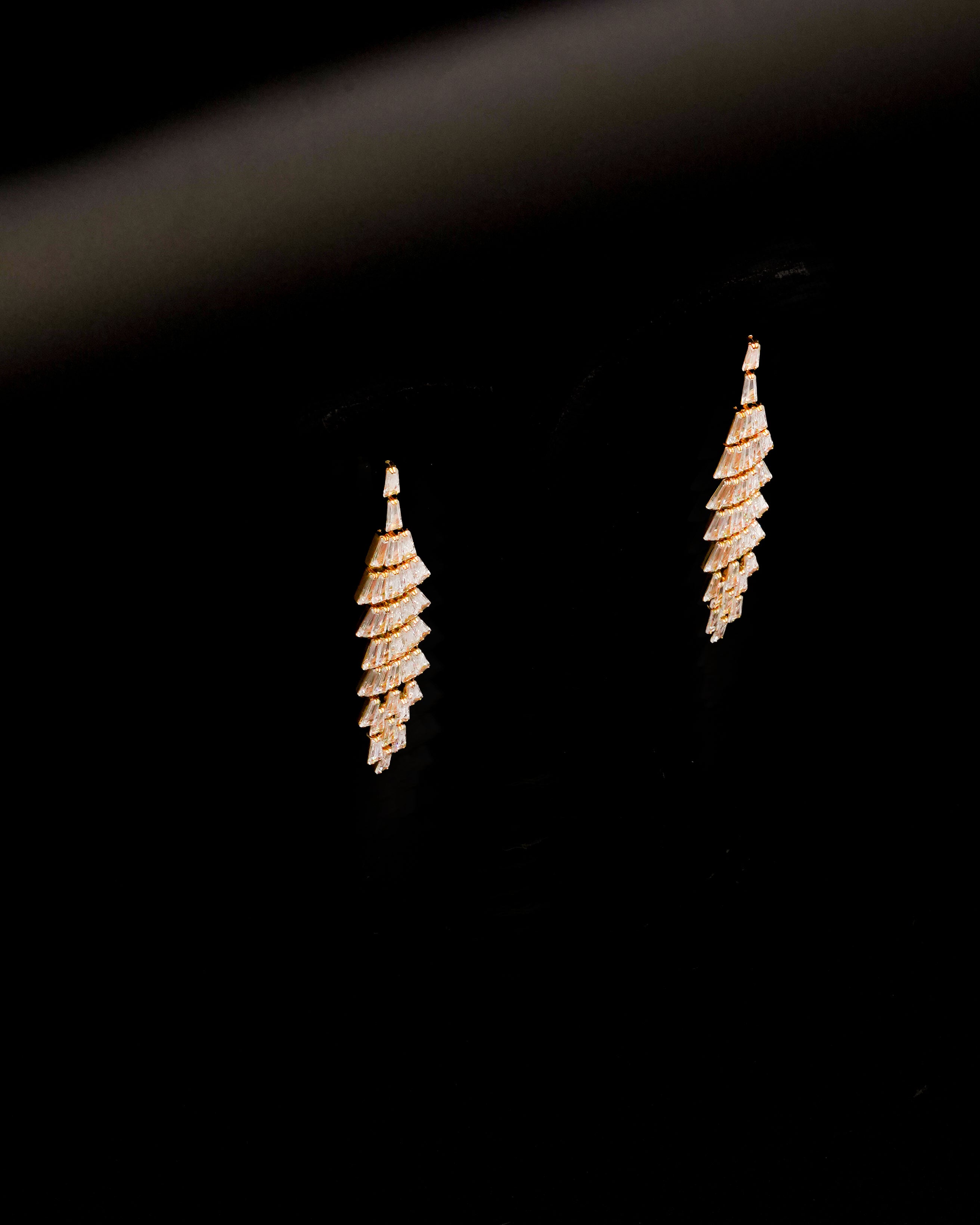 Earrings E-1
