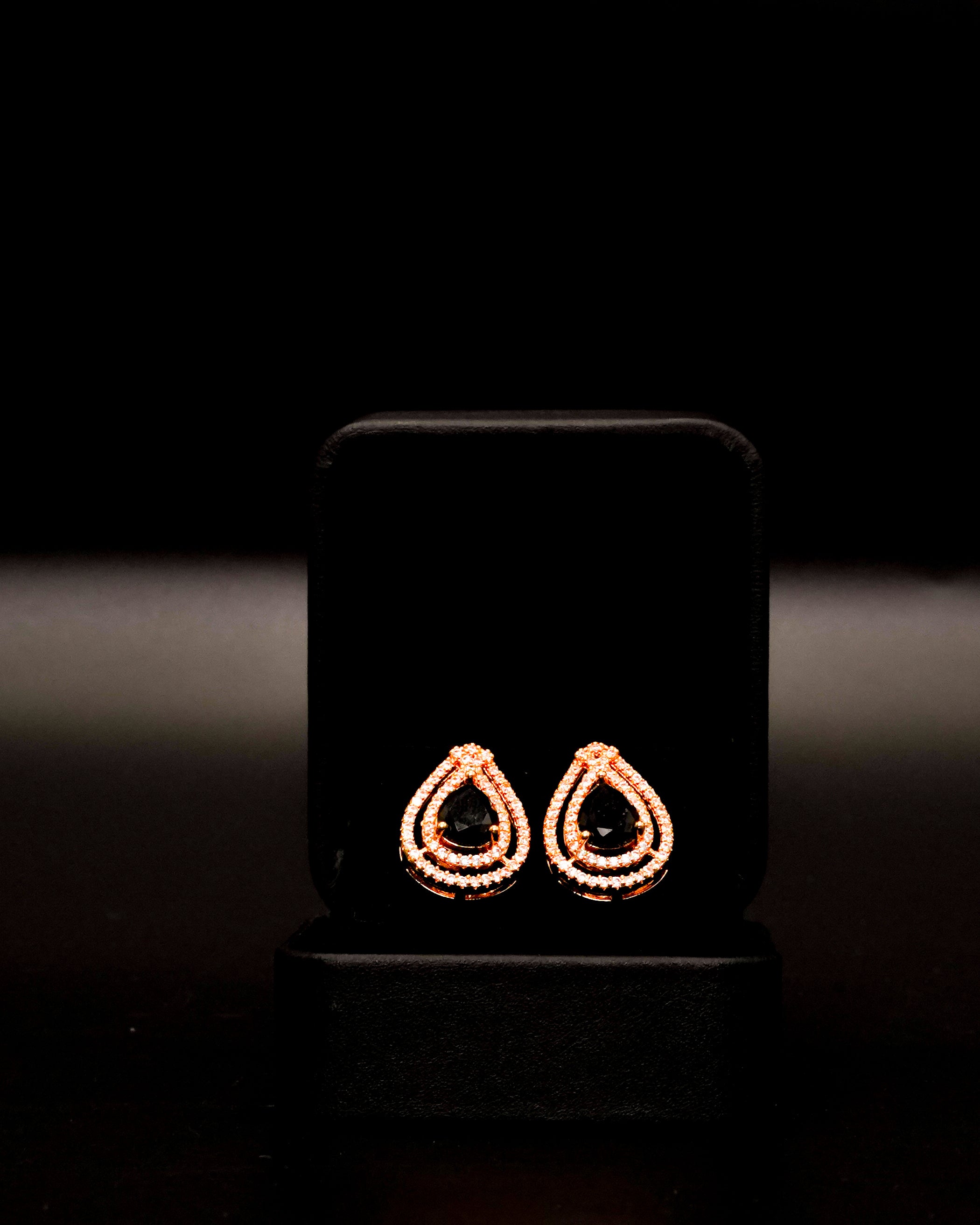 Majesty Stud Earrings E-5