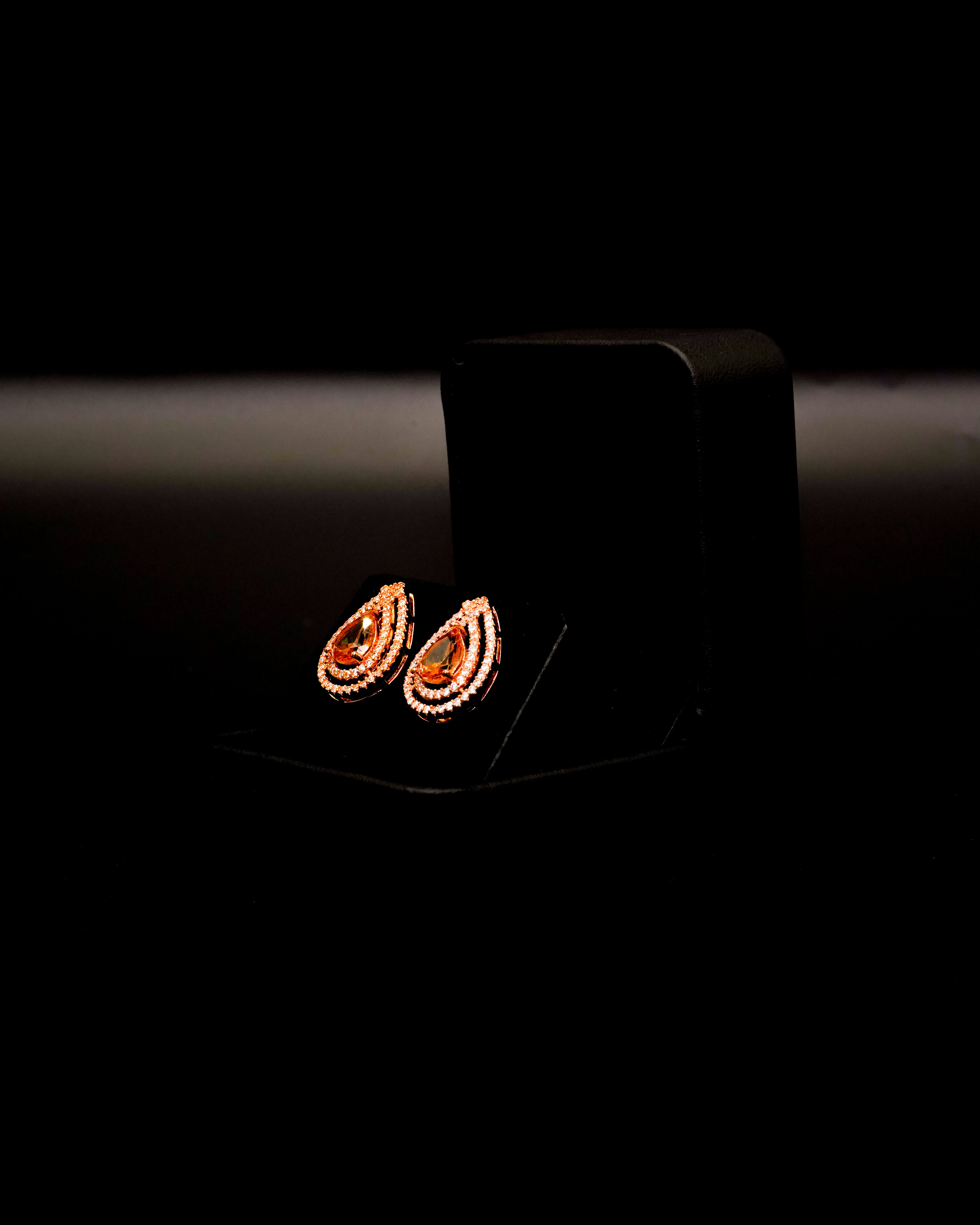 Majesty Stud Earrings E-5
